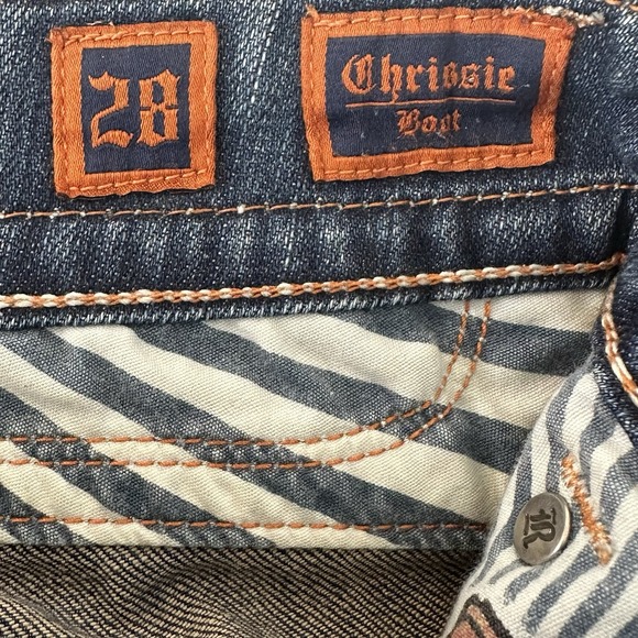 Rock Revival Chrissie Boot 28 x 32 Flap Pockets Y2K Low Rise Bootcut Embroidered - Picture 12 of 13